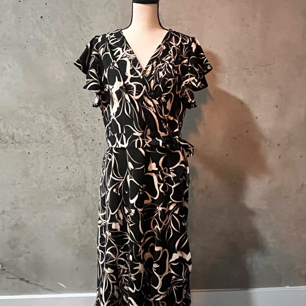 Marc New York Black and White Floral Wrap Midi Dress
